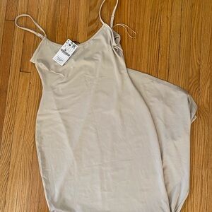 NWT maxi dress small